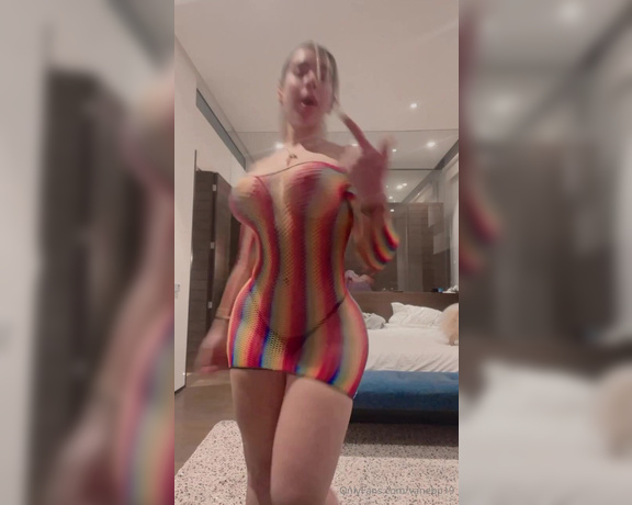 Vanebp19 aka vanebp19 - 04-05-2024 OnlyFans Video - Un bailecito de buenos días