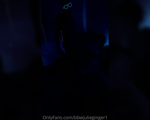 Julie Ginger aka bbwjulieginger1 - 04-11-2021 OnlyFans Video - Had so much fun just dancin and being goofy Thanks to donxxxprince for the awesome set