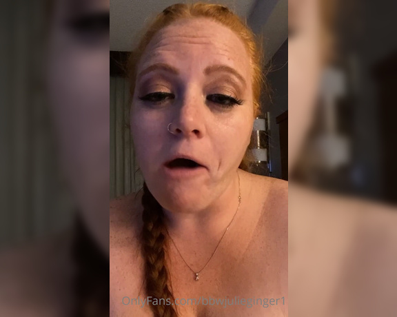 Julie Ginger aka bbwjulieginger1 - 04-29-2021 OnlyFans Video - My first attempt at muckbanging  hope you like it Comments, likes and tips turn me