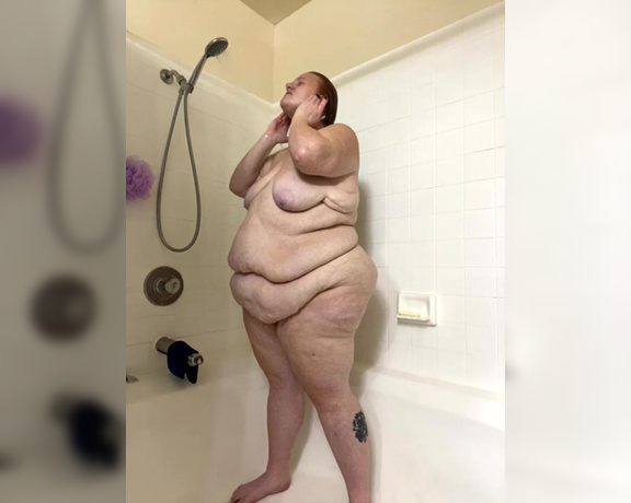 Julie Ginger aka bbwjulieginger1 - 11-04-2020 OnlyFans Video - Stream started at 11042020 0959 pm Shower time