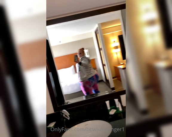 Julie Ginger aka bbwjulieginger1 - 04-23-2021 OnlyFans Video - Denver