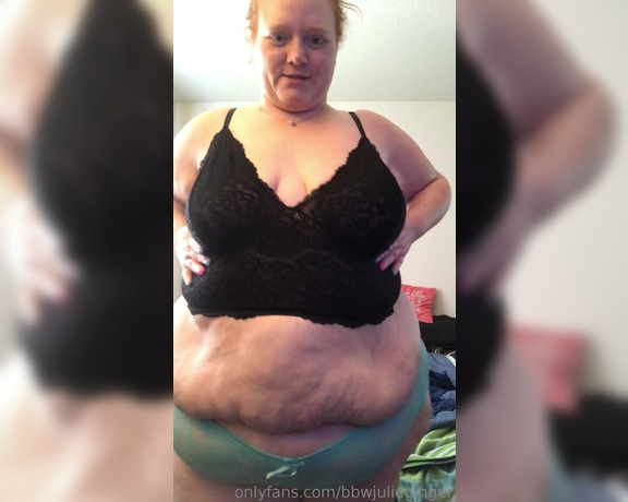 Julie Ginger aka bbwjulieginger1 - 03-27-2019 OnlyFans Video - Just being sexy