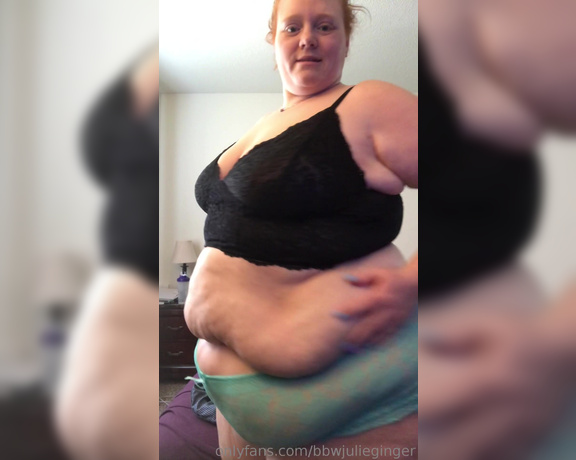 Julie Ginger aka bbwjulieginger1 - 03-27-2019 OnlyFans Video - Just being sexy