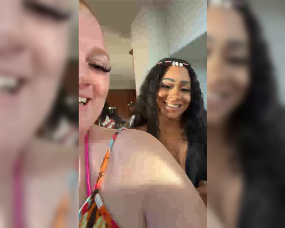 Julie Ginger aka bbwjulieginger1 - 05-06-2023 OnlyFans Video - Stream started at 05062023 0156 am FreakNik Cinco De Mayo event in Las Vegas