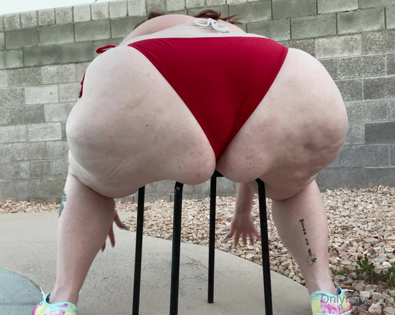 Julie Ginger aka bbwjulieginger1 - 08-01-2020 OnlyFans Video - I love bouncing my ass for you