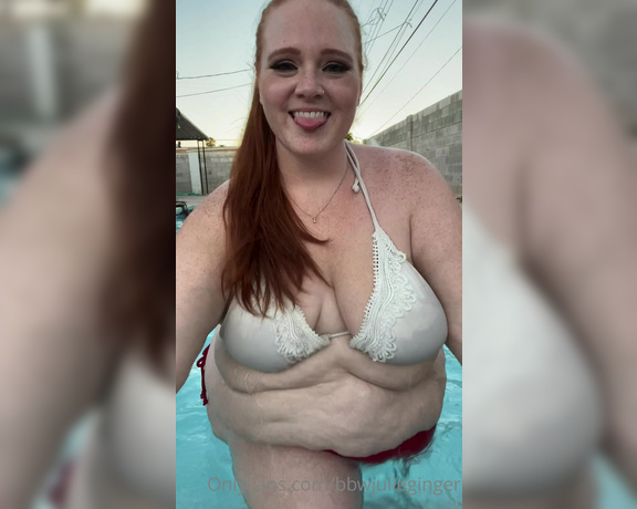 Julie Ginger aka bbwjulieginger1 - 07-30-2020 OnlyFans Video - I am such a water baby  Enjoy Julie being fun, sexy and naughty by the