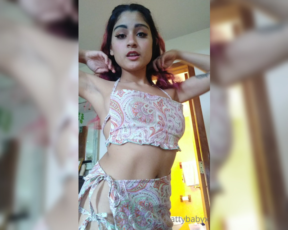 Natalia Xnattybaby aka xnattybaby - 05-12-2021 OnlyFans Video - showing off the outfit I just made