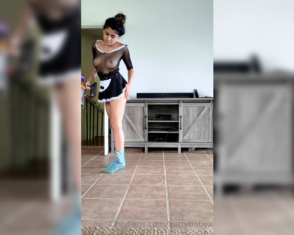 Natalia Xnattybaby aka xnattybaby - 07-31-2021 OnlyFans Video - just finished cleaning my house, want me to do yours next