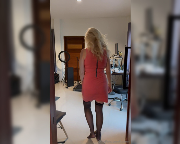 Lia Ann aka lia.ann - 03-21-2024 OnlyFans Video - I have quite the catalogue of content hahah_tl4e