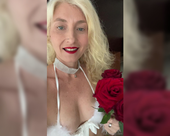 Lia Ann aka lia.ann - 02-14-2024 OnlyFans Video - Can I be the milf you crush on this Valentine