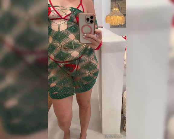 Lia Ann aka lia.ann - 12-20-2024 OnlyFans Video - Looks like Santas early this year