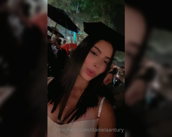 Daniela Antury aka danielaantury - 12-29-2021 OnlyFans Video - El amor me lo compras a mi  ustedes también están mood feria