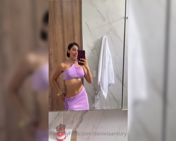 Daniela Antury aka danielaantury - 07-18-2022 OnlyFans Video - Cositas que hago a solas