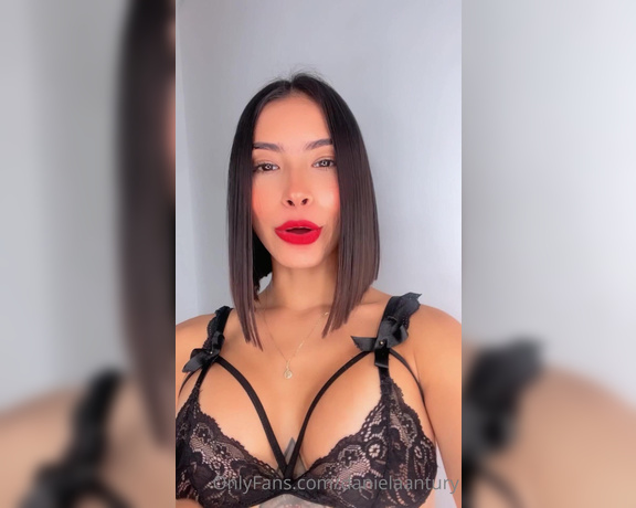 Daniela Antury aka danielaantury - 03-08-2022 OnlyFans Video - Nueva sesión eso se va a llamar FETICHESSSS  escríbanme al DM todos sus fetiches y