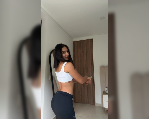 Daniela Antury aka danielaantury - 05-13-2024 OnlyFans Video - Buenashhhhh