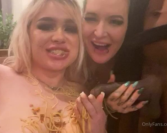 AlexxaVice aka alexxavice - 10-20-2020 OnlyFans Video - the best way to eat spaghetti, cant take us anywhere  gbhoney longwood79