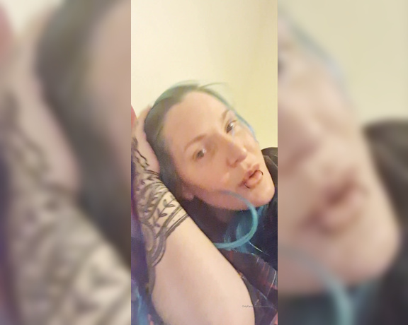 AlexxaVice aka alexxavice - 05-15-2021 OnlyFans Video - Im sorry Im just too tired for tonight  tried everything to stay awake