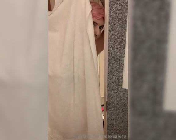 AlexxaVice aka alexxavice - 04-18-2019 OnlyFans Video - Shower fun with my favourite sluts  Im so sorry I didnt get these up after