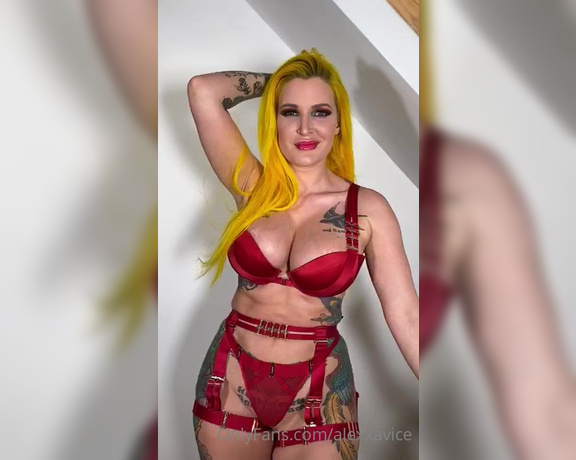 AlexxaVice aka alexxavice - 05-27-2020 OnlyFans Video - 5 minutes X