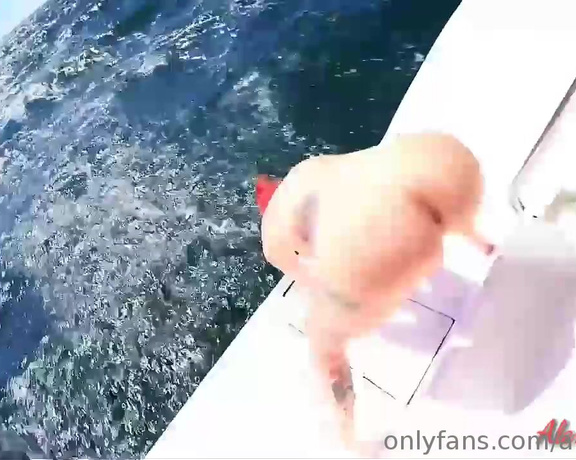 AlexxaVice aka alexxavice - 06-13-2019 OnlyFans Video - Let me tell you, the captain of the boat had no complaints