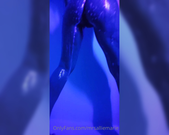 Allie Marie aka mrsalliemarie - 01-18-2021 OnlyFans Video - A Sunday Night Shower before relaxing in bed