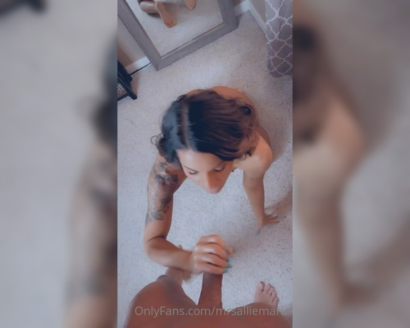 Allie Marie aka mrsalliemarie - 03-12-2021 OnlyFans Video - Happy Fuck Me Friday   After feedback of what you guys wanted to see, here