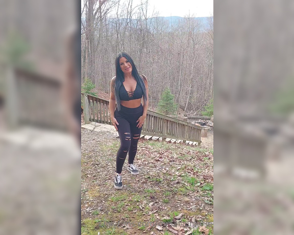 Allie Marie aka mrsalliemarie - 03-18-2022 OnlyFans Video - Im at a cabin in the woods in the mountains for the weekend