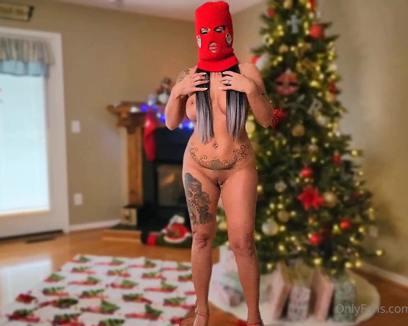 Allie Marie aka mrsalliemarie - 12-25-2022 OnlyFans Video - Twas the night before XXXMAS