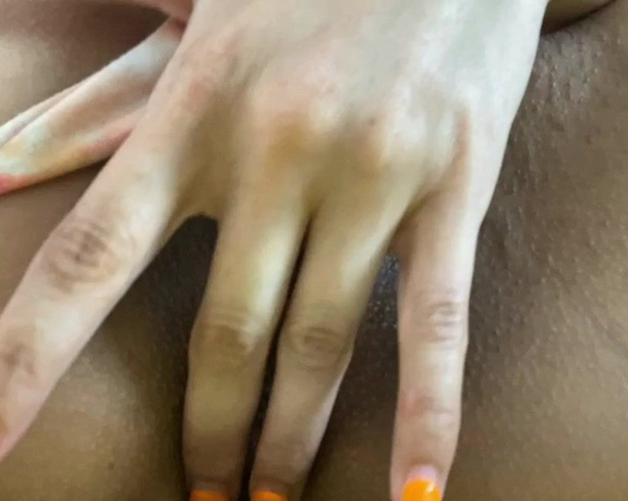 Frecklemonade aka frecklemonade - 03-11-2024 OnlyFans Video - Cum help mama make the juice