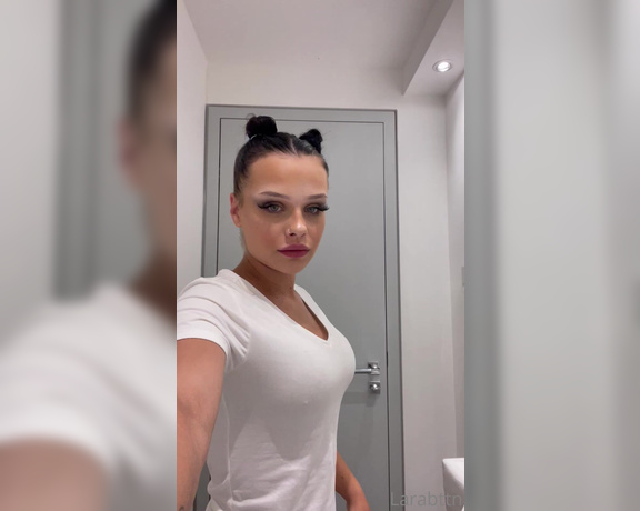 Lara Büttner aka larabttnn - 06-29-2022 OnlyFans Video - Mögt ihr sowas neben bei gesagt hab ich grad richtig Bock