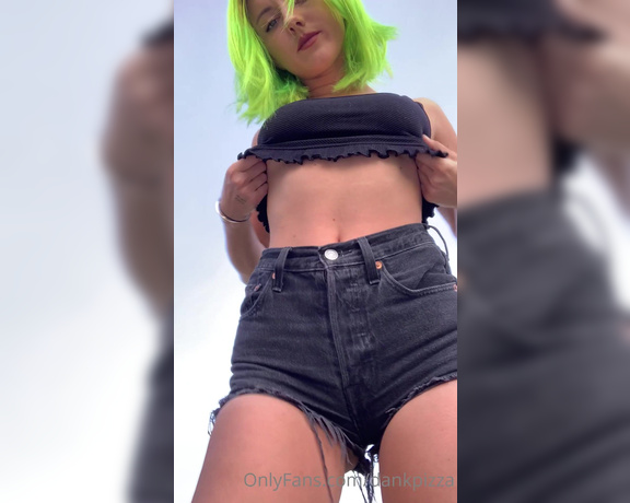 Brilike aka brilike - 04-07-2021 OnlyFans Video - Wearing my fav little outfit hoping I get fucked tonight