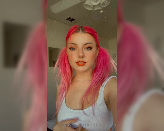 Brilike aka brilike - 01-28-2021 OnlyFans Video - Daily dose of goofing around before I run out the house_lo02