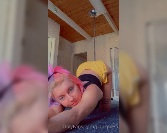 Brilike aka brilike - 06-15-2021 OnlyFans Video - Second living roomplay room is my favorite