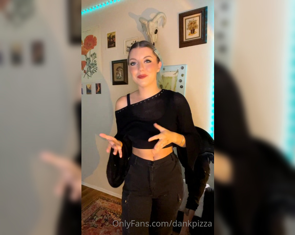 Brilike aka brilike - 06-11-2023 OnlyFans Video - clarification the request is not to shoot ice cubes out of my pussy i was exaggerating