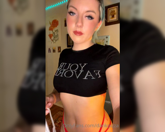 Brilike aka brilike - 06-11-2023 OnlyFans Video - clarification the request is not to shoot ice cubes out of my pussy i was exaggerating_swig