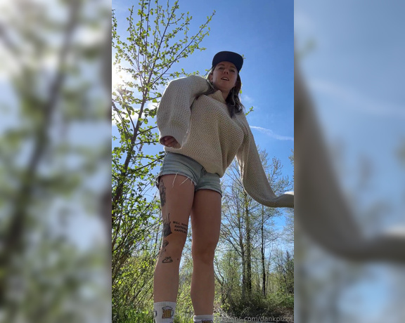 Brilike aka brilike - 04-14-2024 OnlyFans Video - The SUN has made a spring time appearance Im sprung