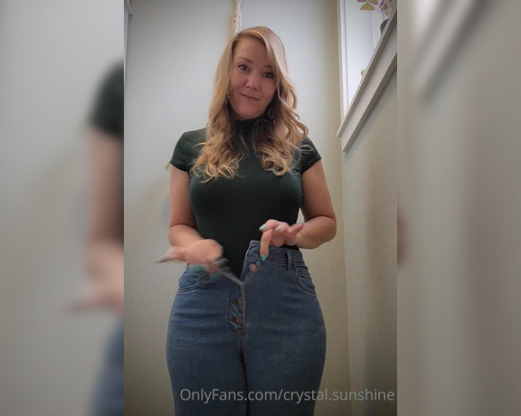 Crystal Sunshine aka crystal.sunshine - 10-09-2021 OnlyFans Video - Sometimes, I wish it was a no pants world