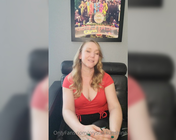 Crystal Sunshine aka crystal.sunshine - 03-17-2022 OnlyFans Video - Ever wonder how i got started on OnlyFans Heres a video I made on my 1