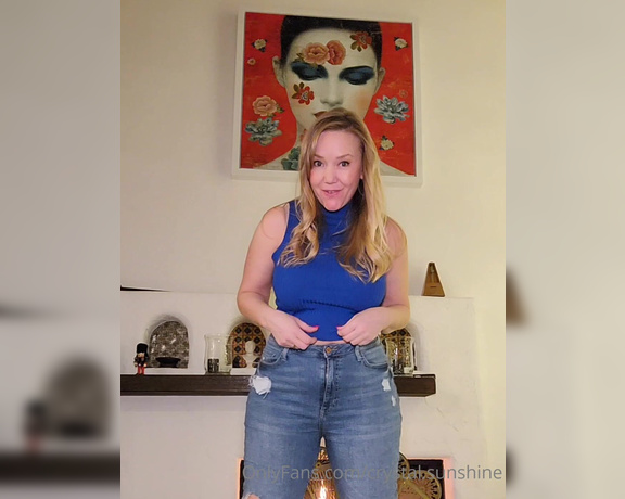 Crystal Sunshine aka crystal.sunshine - 02-24-2023 OnlyFans Video - Sensual play, dirty talk and watching me take it all off  sound good  Check