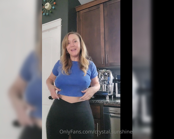 Crystal Sunshine aka crystal.sunshine - 04-08-2023 OnlyFans Video - Good morning Im trying to make more videos where I talk  What do you think