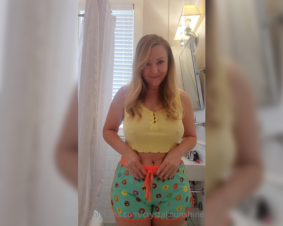 Crystal Sunshine aka crystal.sunshine - 10-30-2022 OnlyFans Video - Happy Sunday