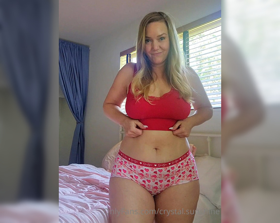 Crystal Sunshine aka crystal.sunshine - 07-13-2023 OnlyFans Video - I  these panties