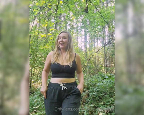 Crystal Sunshine aka crystal.sunshine - 08-15-2023 OnlyFans Video - Its a beautiful day to get new naked in nature, dont you think Have you ever