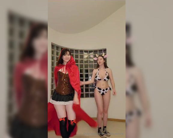 Crystal Sunshine aka crystal.sunshine - 10-31-2023 OnlyFans Video - Heres a Halloween treat for you guys So much bouncy fun Bloopers, outtakes and behind the