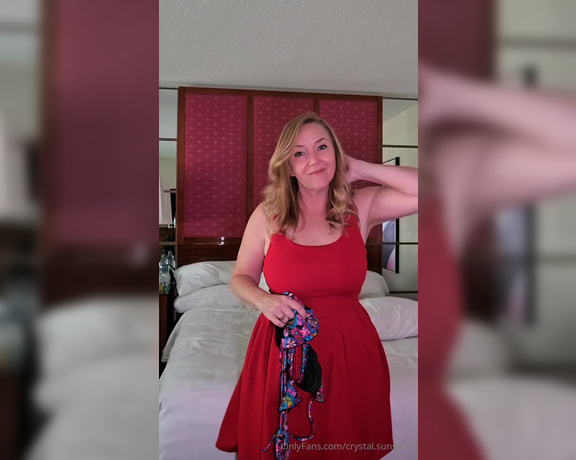 Crystal Sunshine aka crystal.sunshine - 10-14-2024 OnlyFans Video - As a curvy girl, its always fun seeing how One size, fits ALL fits my body