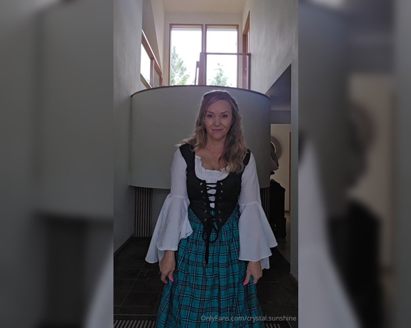 Crystal Sunshine aka crystal.sunshine - 06-16-2024 OnlyFans Video - Do I look like a Scottish wench that youd like to take a roll in the