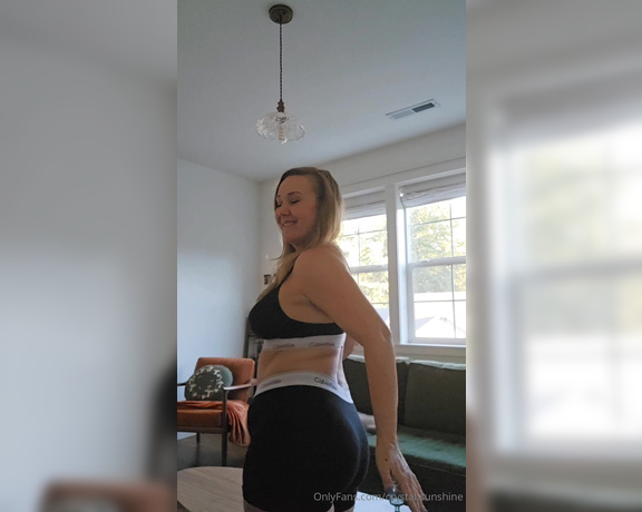 Crystal Sunshine aka crystal.sunshine - 03-18-2024 OnlyFans Video - Today Im not only celebrating St