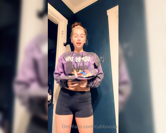 Cubbi Thompson aka cubbixoxo - 09-28-2021 OnlyFans Video - Thank you for the well wishes and for giving me a day to sleep and heal