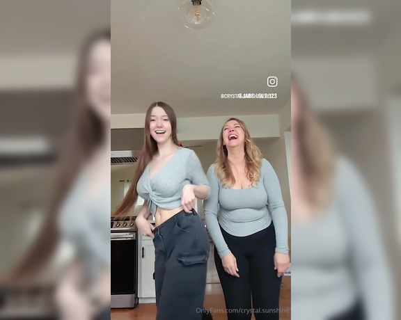 Crystal Sunshine aka crystal.sunshine - 12-10-2024 OnlyFans Video - Theres nothing quite like the sound of my daughters laughtermostly because it usually involves her laughing