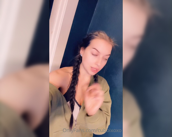 Cubbi Thompson aka cubbixoxo - 04-08-2021 OnlyFans Video - ABOUT MY OF If you have any questions dont be afraid to ask anything in my